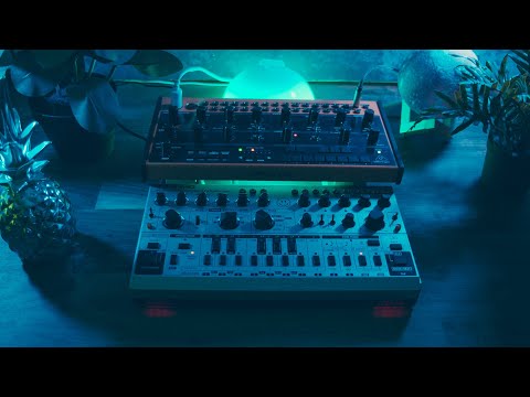 Behringer TD-3 MO &amp; Crave - Cosmic Acid Techno Performance