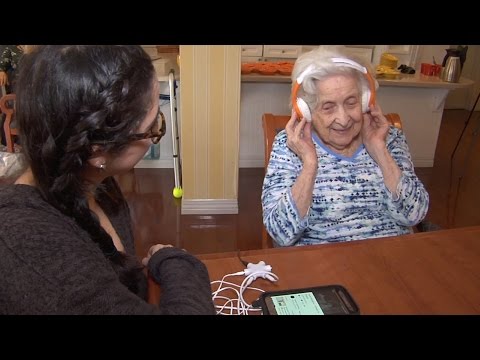 Music Helps Bring Back Memories in Elders with Dementia