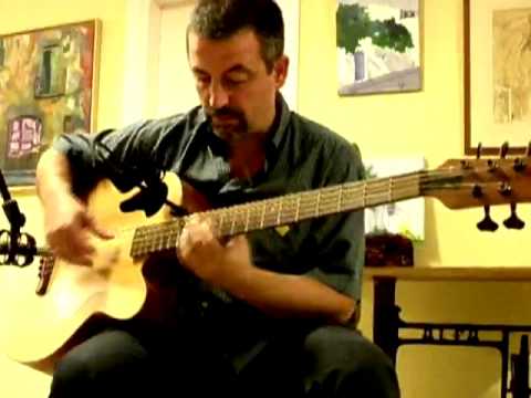 Sol Muller - AKIXI - Acoustic Bass Guitar solo