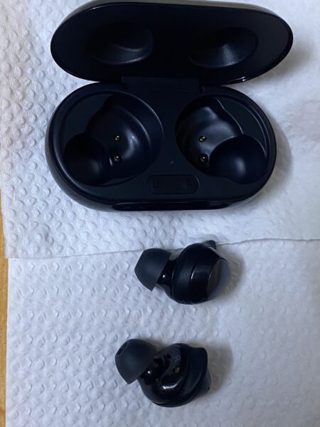 Why Galaxy Buds BEEPING when they are overheating? | integraudio.com