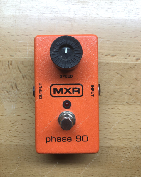 13 Best Phaser Pedals for Bass 2023 to Create Swirls & Sweeps