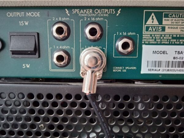TSA15H Speaker Outputs