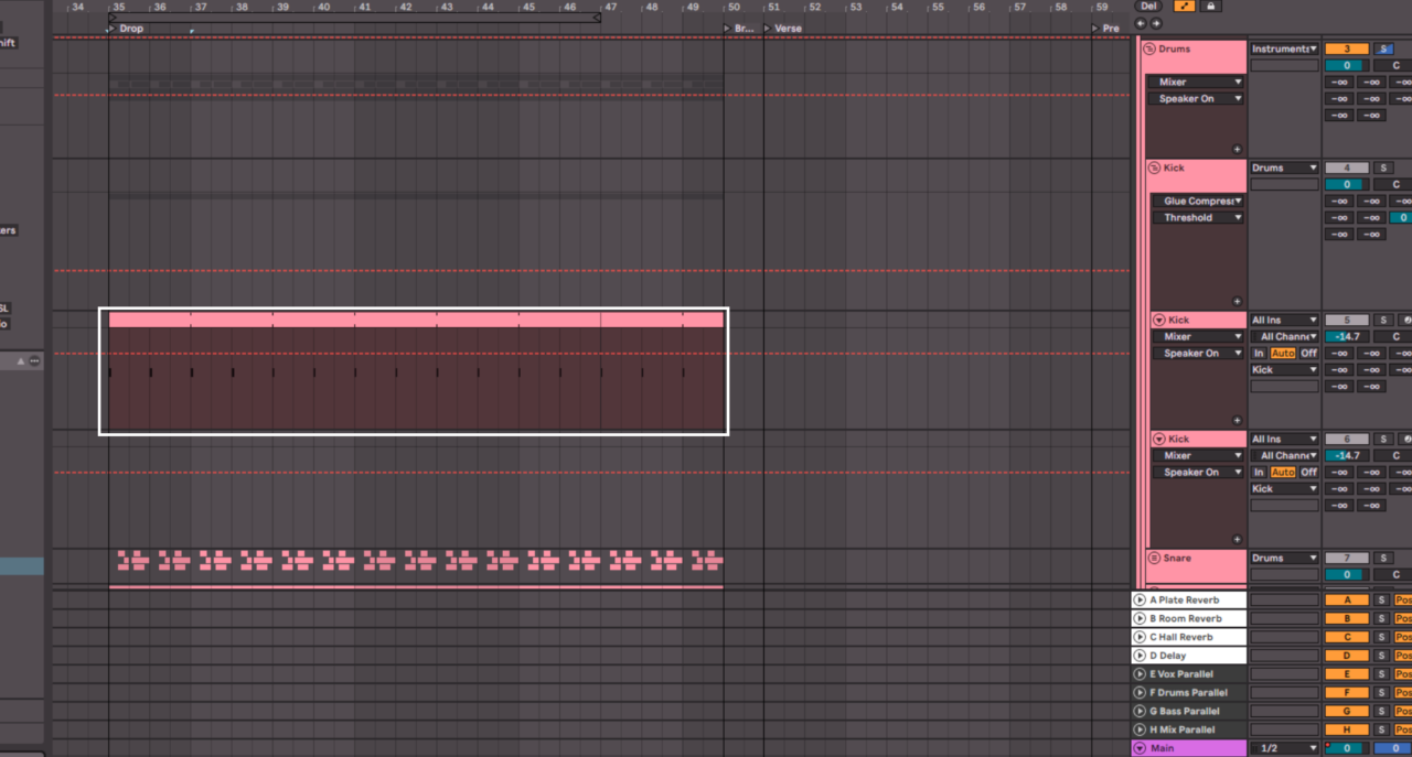 Breakbeat sample layered with kick drum in Ableton Live